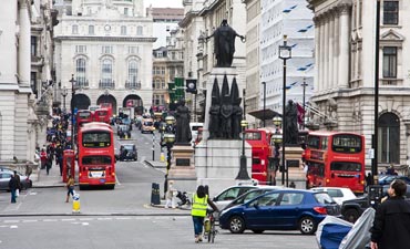 有没有直充的无限呼叫别人电话的软件